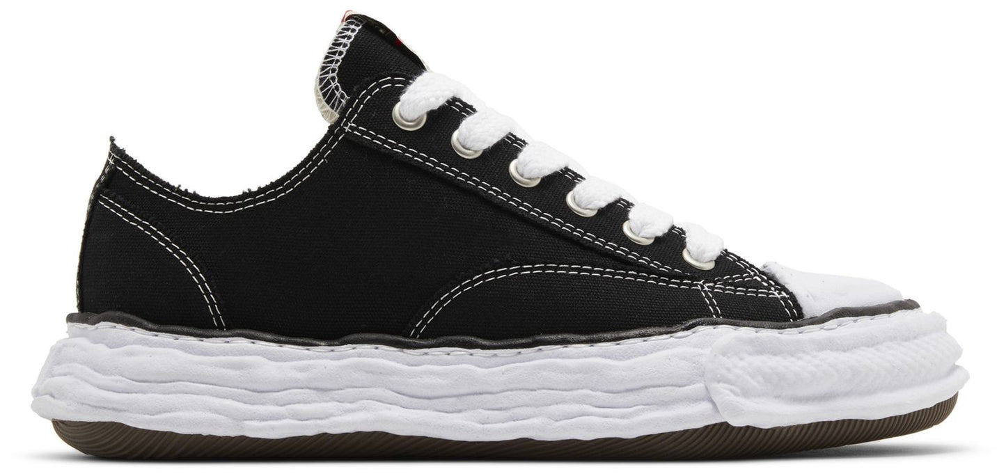 Maison Mihara Yasuhiro Peterson23 White Black